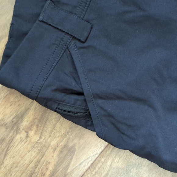 Duluth Trading Co Capri Pants - Picture 3 of 9